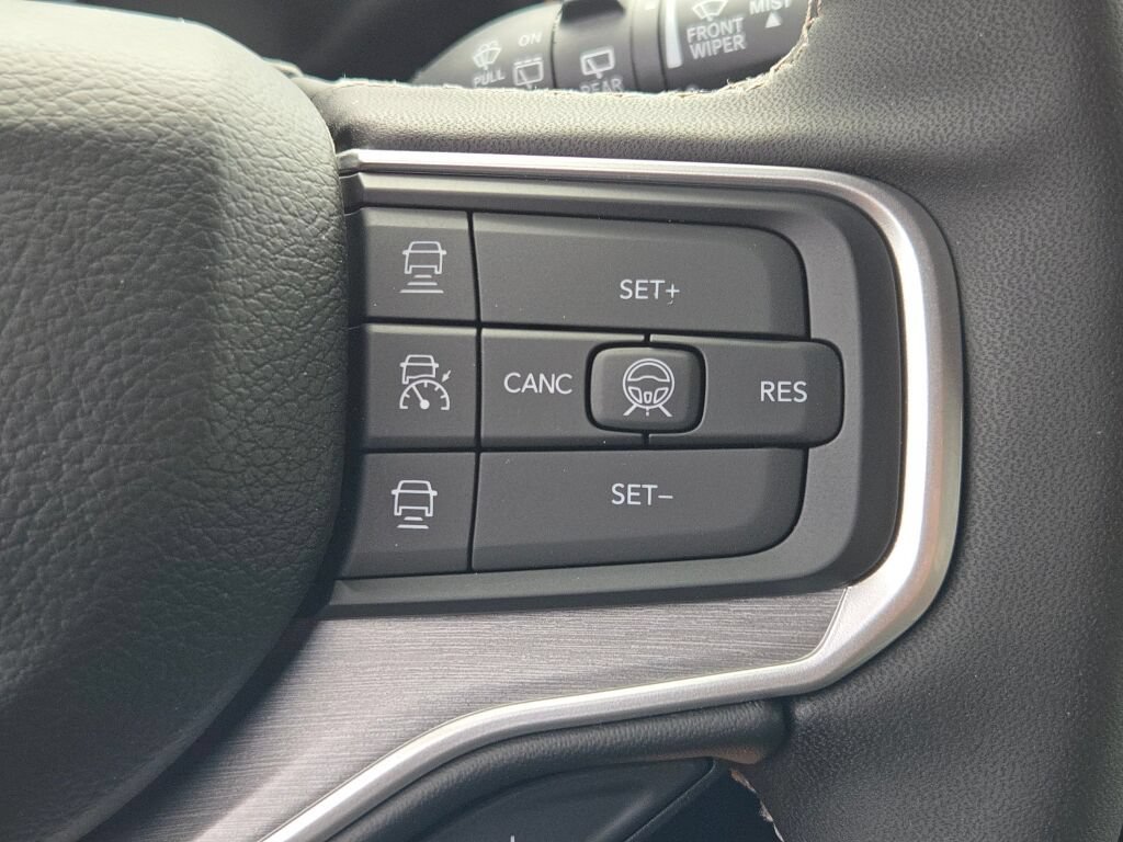 New 2026 Jeep Grand Wagoneer L 4WD image 38