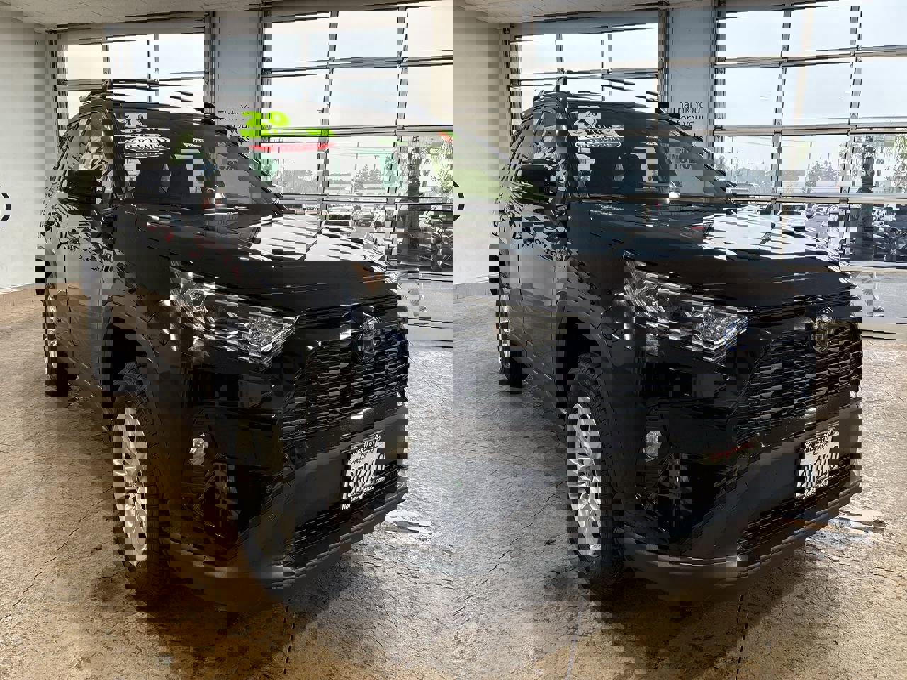 Certified 2020 Toyota RAV4 XLE image 4