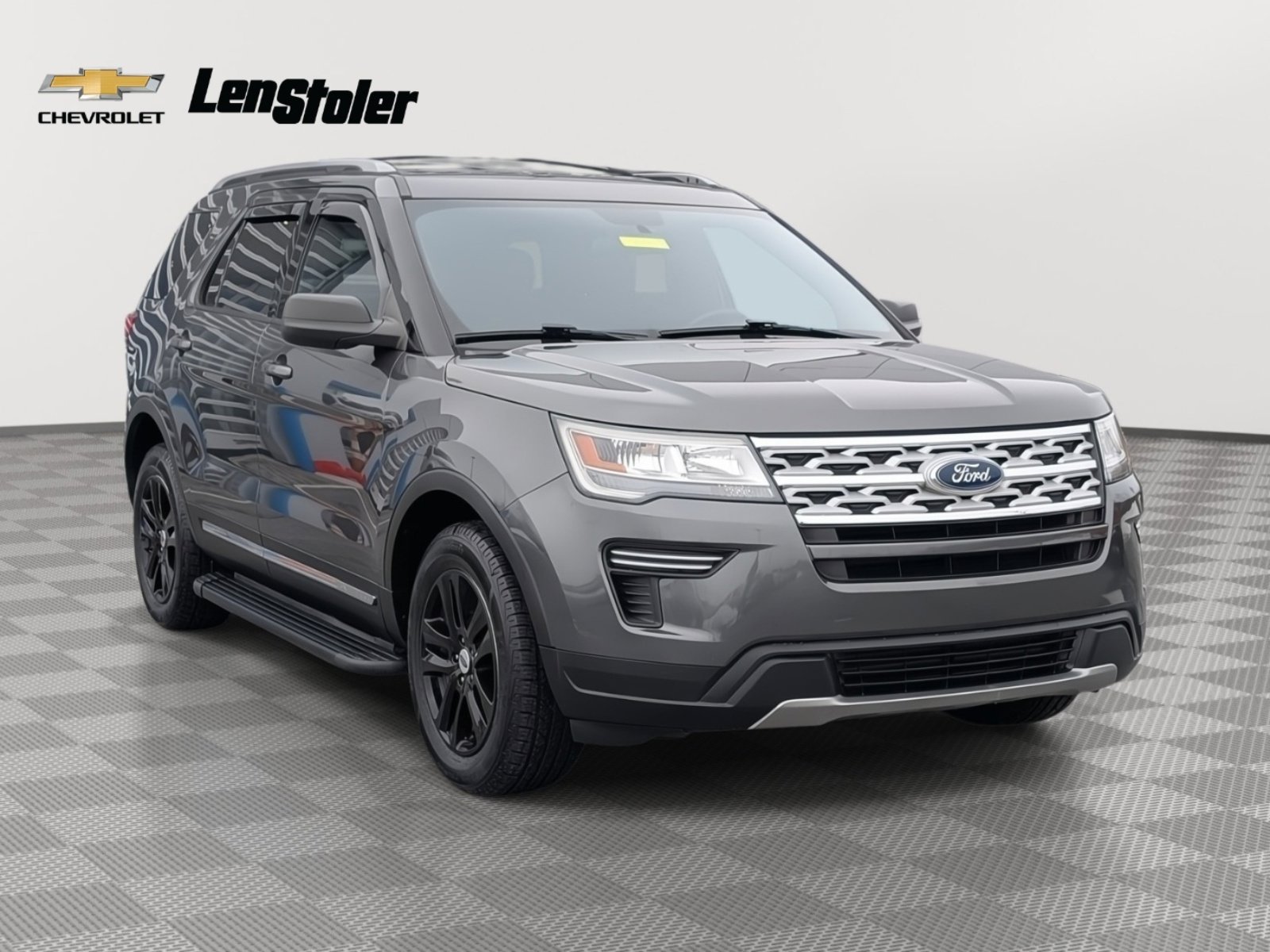Used 2019 Ford Explorer XLT image 7