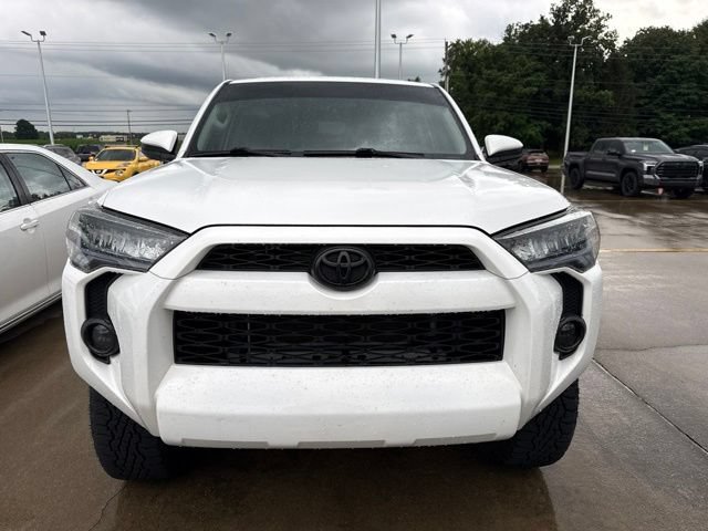 Used 2016 Toyota 4Runner SR5 AWD/4WD image 12