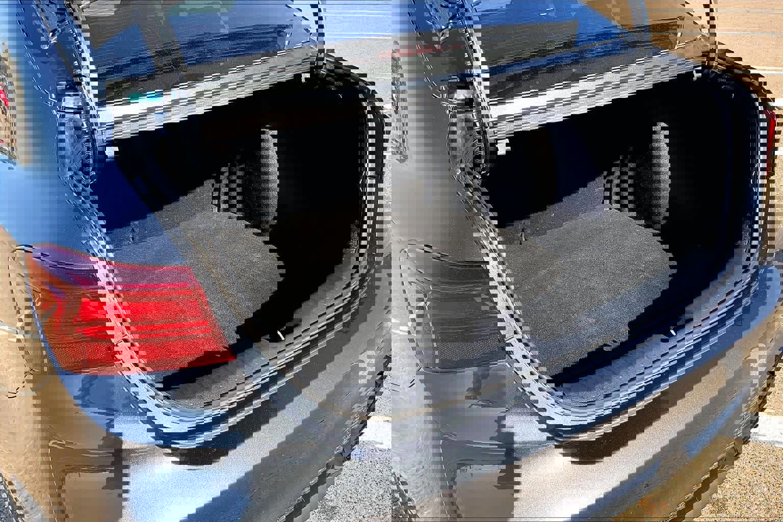 Certified 2024 Kia Forte GT-Line image 18