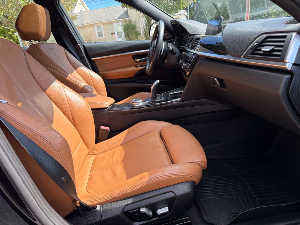 Used 2018 BMW 340i xDrive Sedan w/ Premium Package AWD/4WD image 30