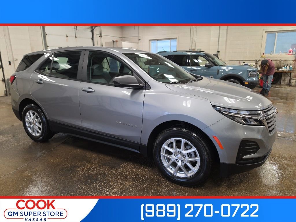 Certified 2023 Chevrolet Equinox LS FWD image 1