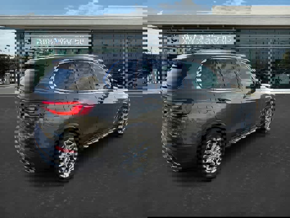 Used 2021 BMW X5 xDrive45e w/ Executive Package image 8