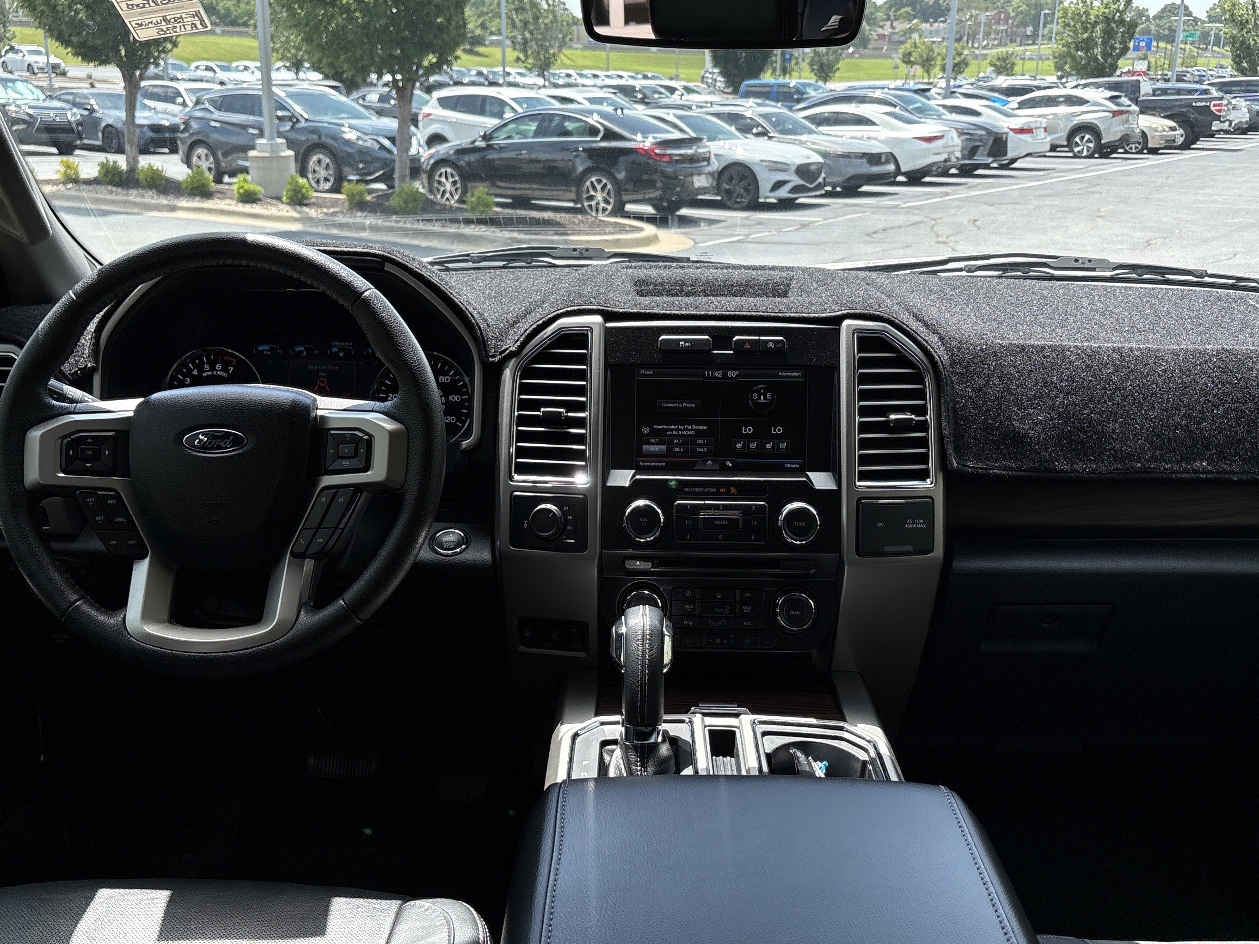 Used 2015 Ford F150 Lariat AWD/4WD image 27