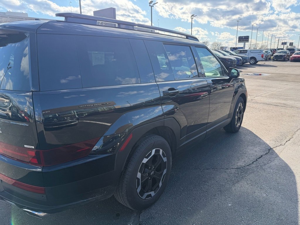 Used 2025 Hyundai Santa Fe SEL image 4