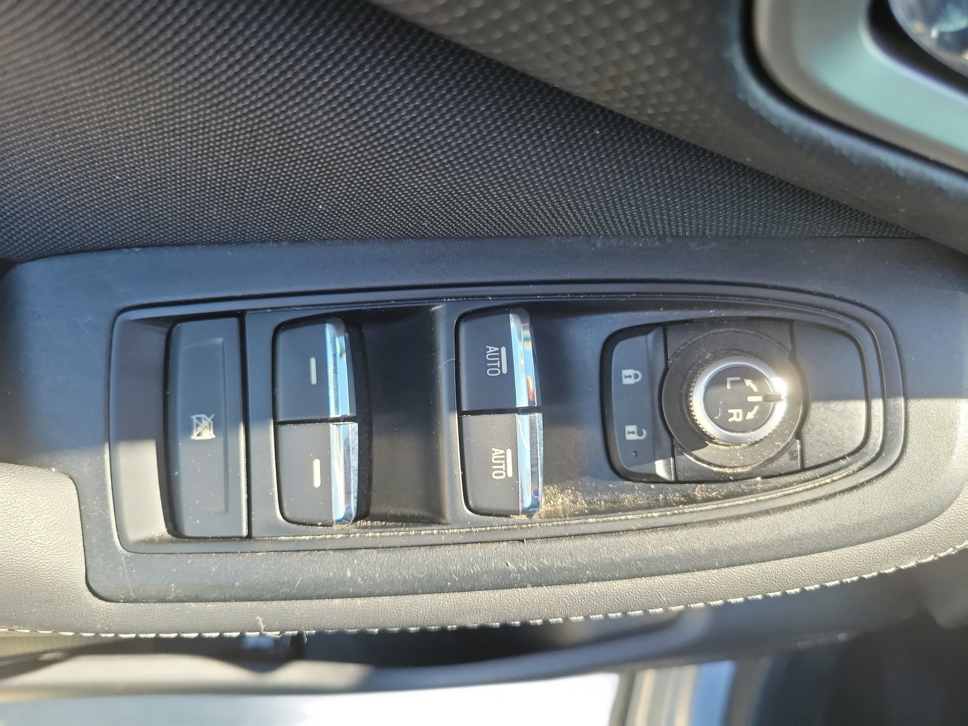 Used 2019 Subaru Forester Premium w/ All-Weather Package AWD/4WD image 16