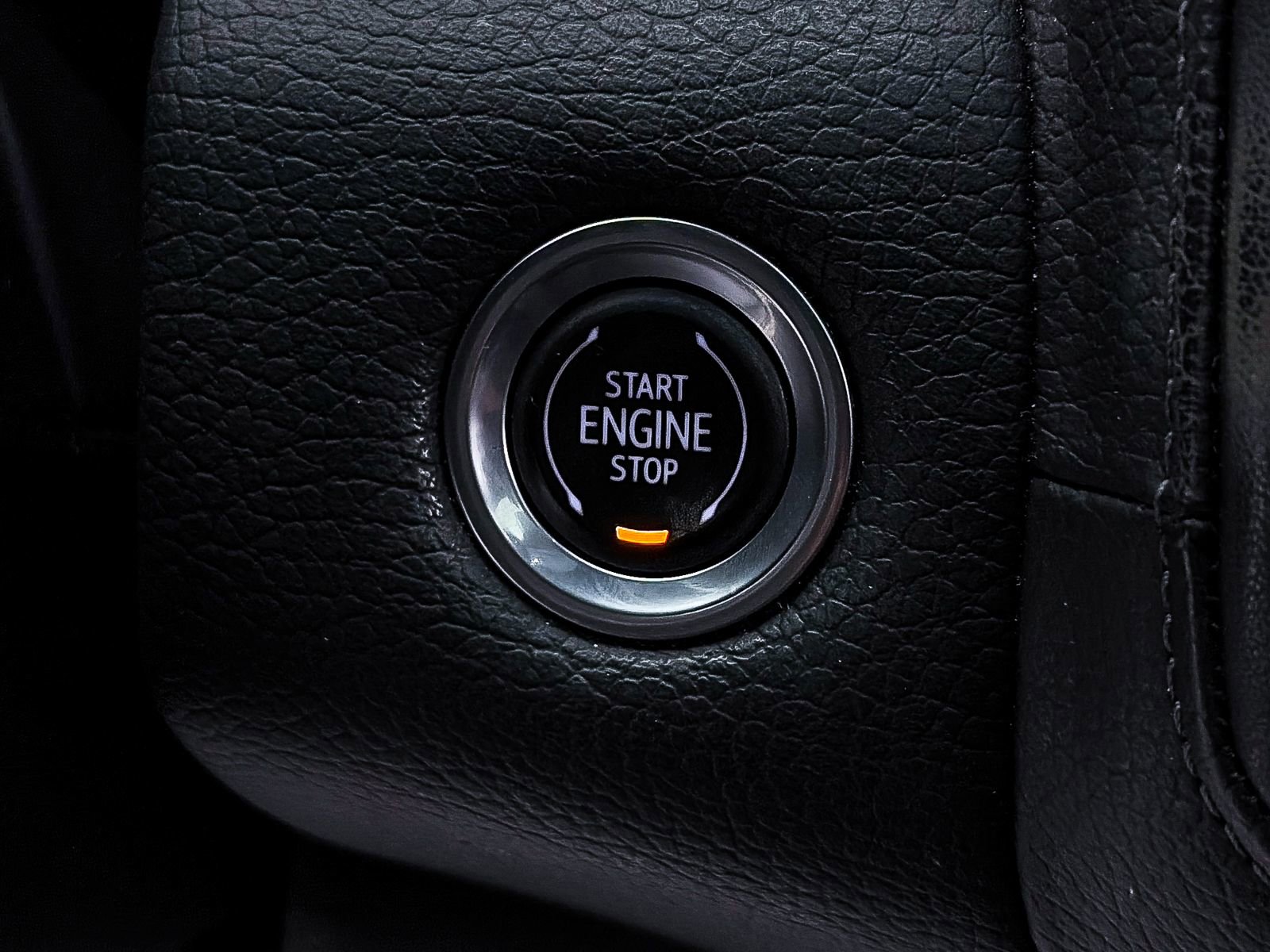 Used 2022 GMC Yukon XL Denali w/ Denali Ultimate Package image 31