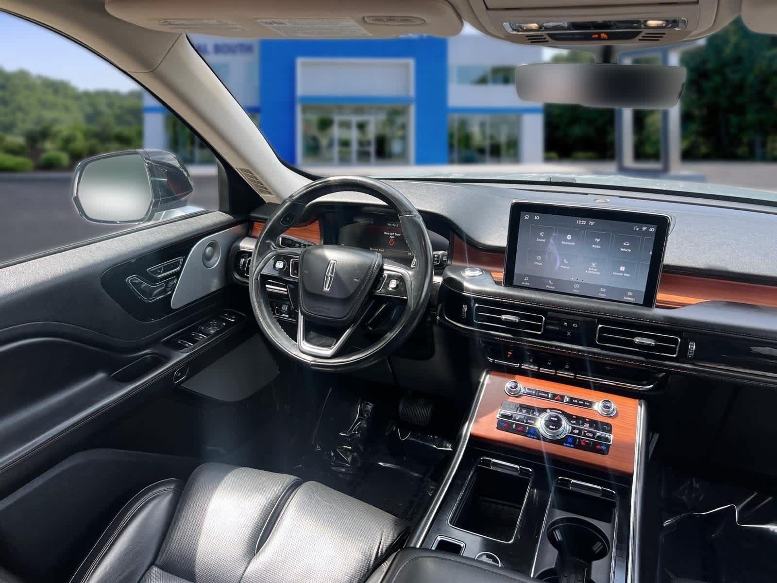 Used 2020 Lincoln Aviator Reserve AWD/4WD image 33