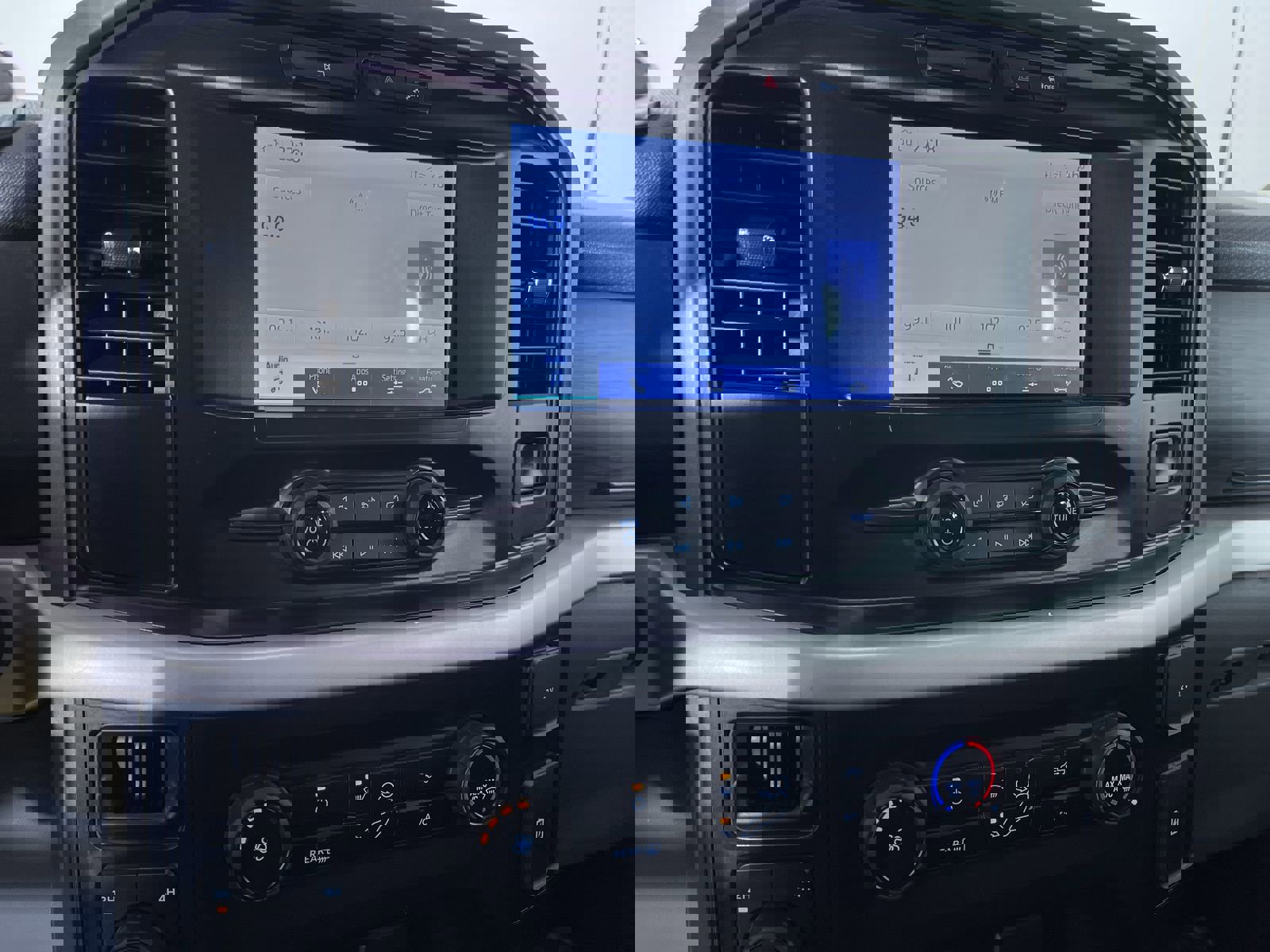 Used 2023 Ford F150 XLT image 18