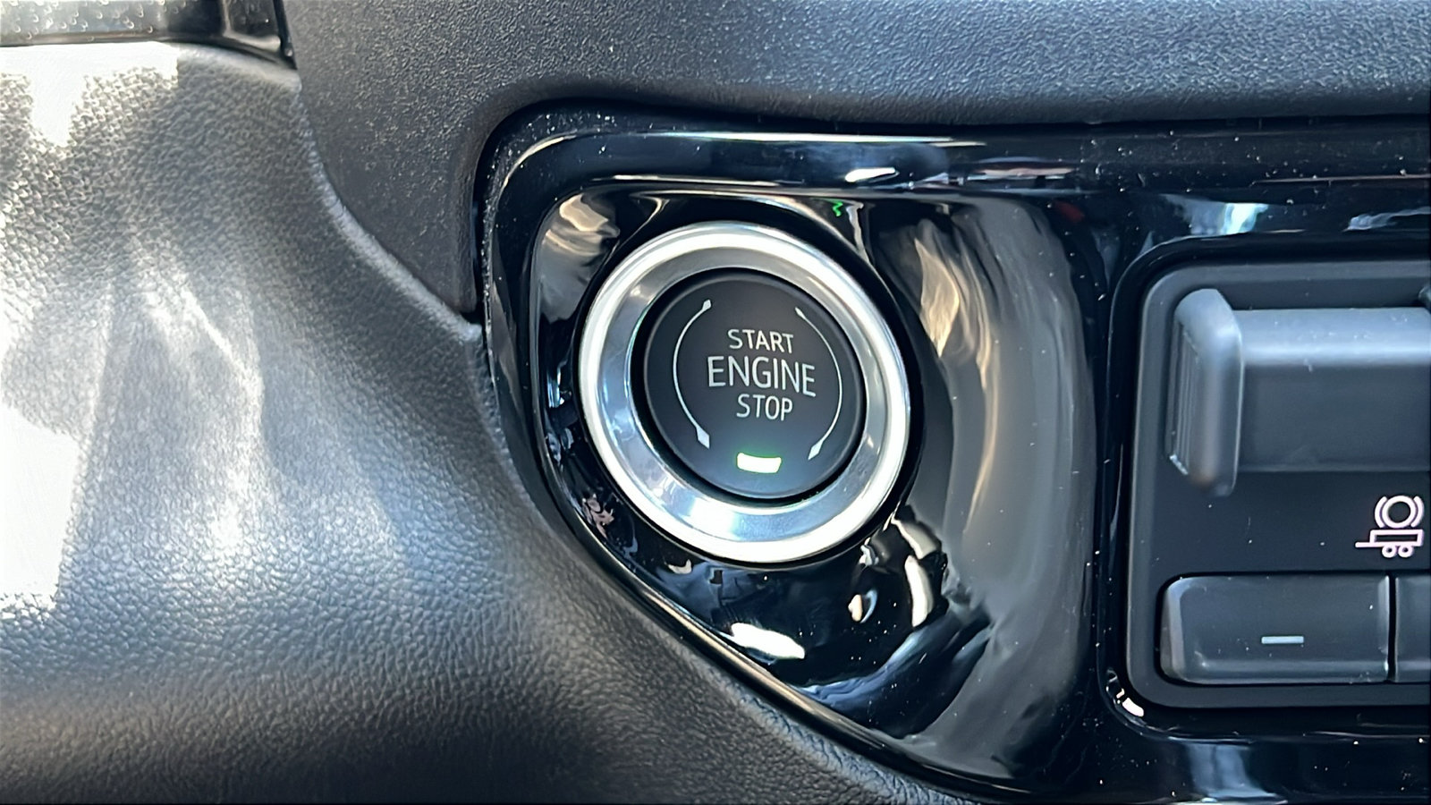 New 2026 Chevrolet Silverado 1500 High Country AWD/4WD image 31