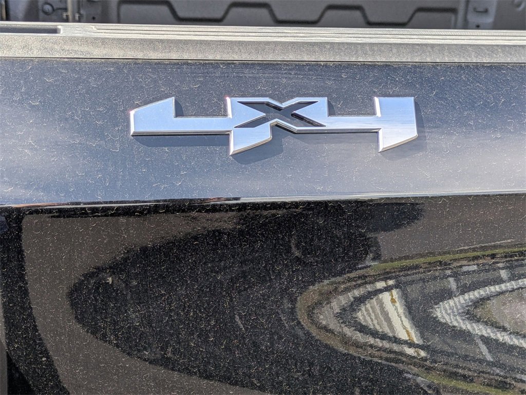 New 2025 GMC Sierra 1500 SLT w/ SLT Premium Package image 27