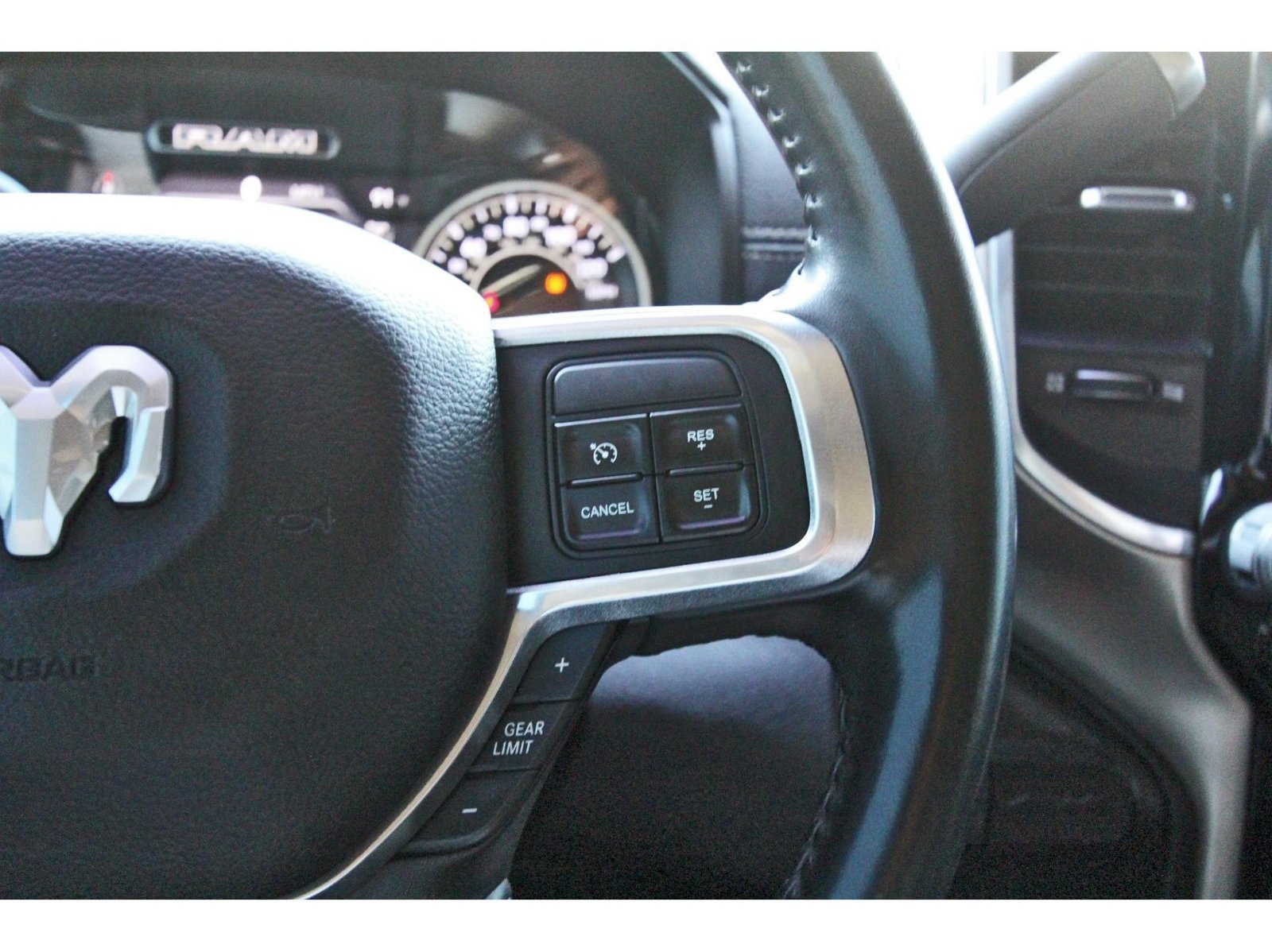 Used 2020 RAM 2500 Laramie AWD/4WD image 26