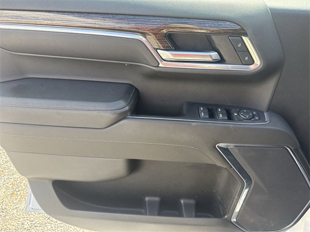 Used 2023 GMC Sierra 1500 SLE image 13