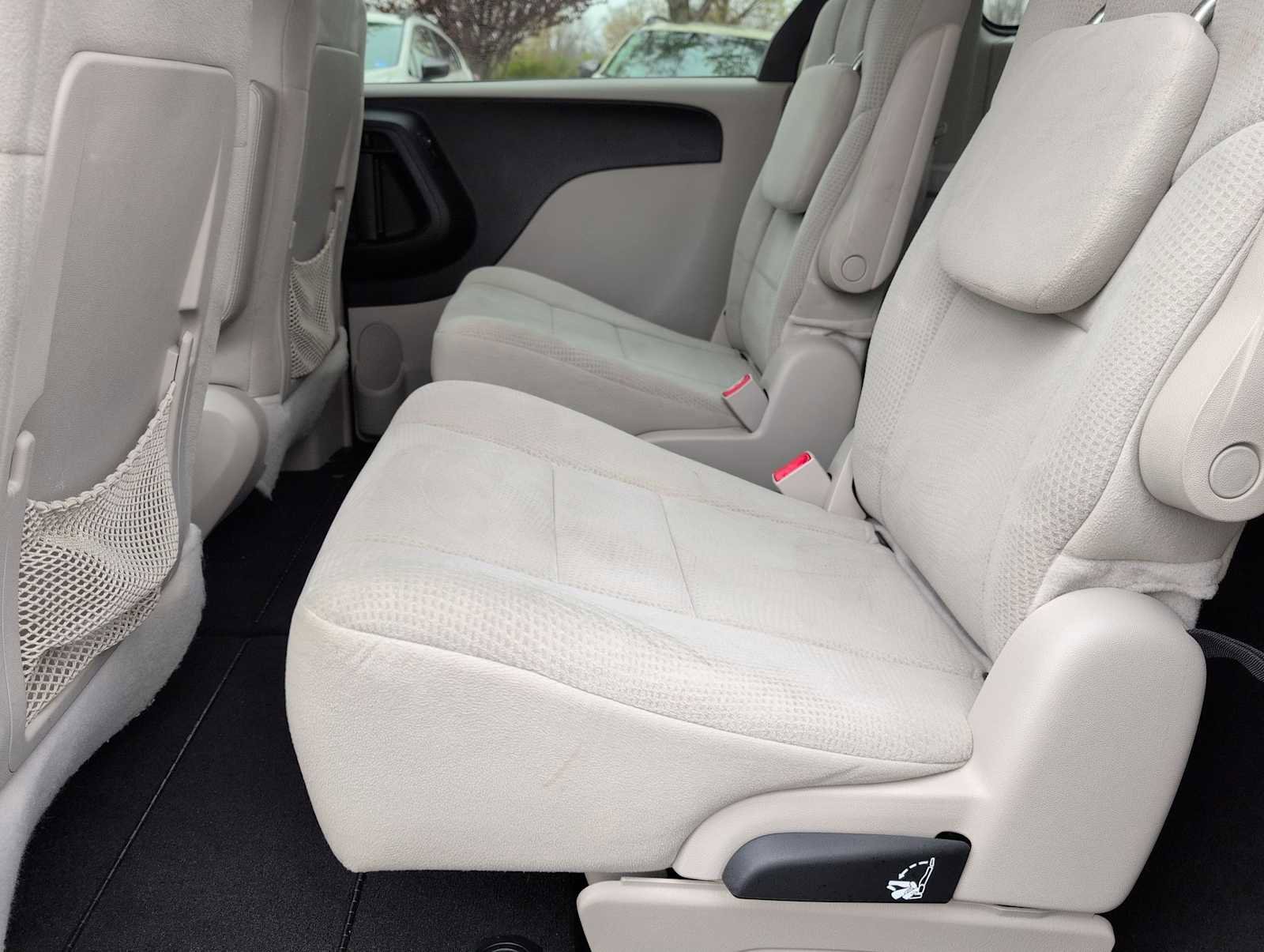 Used 2012 Dodge Grand Caravan Crew w/ Crew Value Pkg FWD image 19