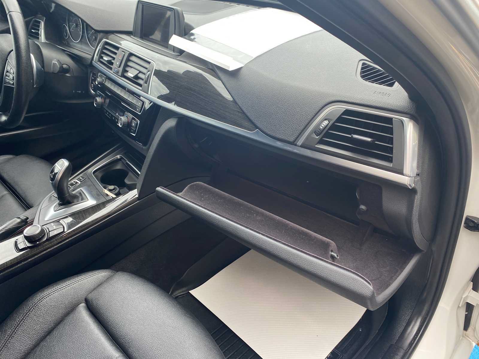 Used 2017 BMW 330i Sedan RWD image 24