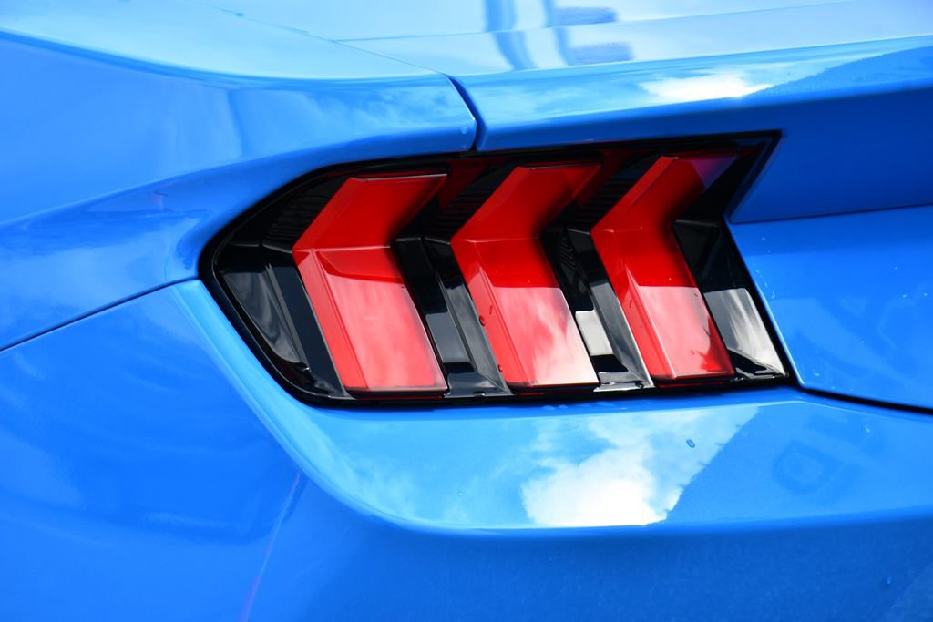 Used 2024 Ford Mustang Coupe image 36