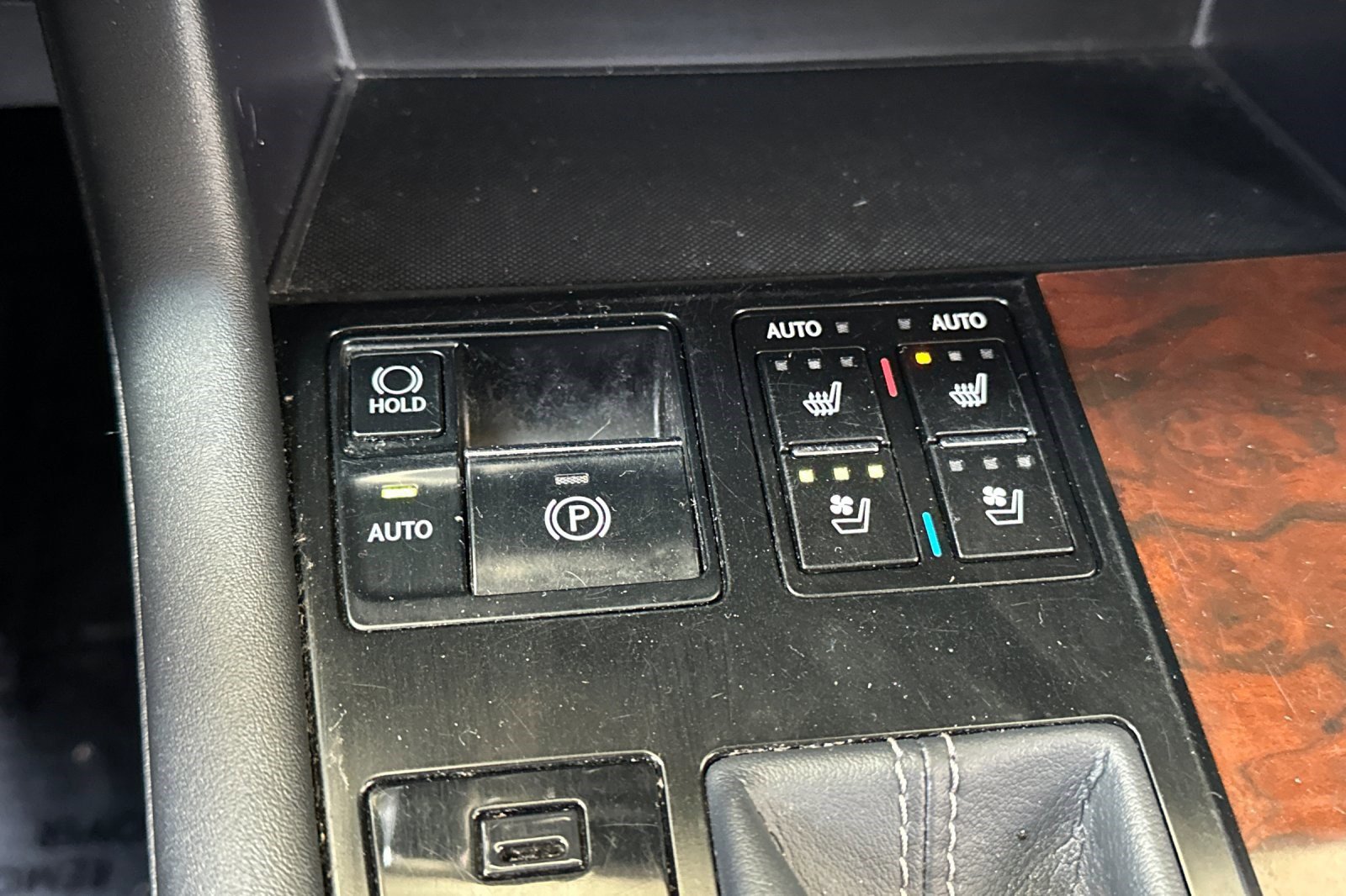 Used 2018 Lexus RX 350 AWD w/ Premium Package image 19