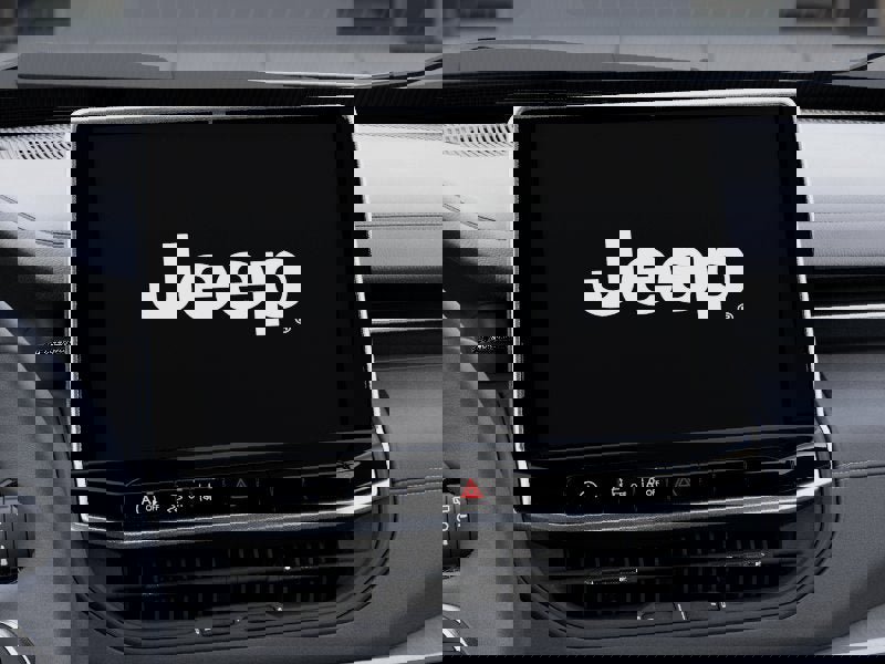 New 2025 Jeep Compass Latitude w/ Sun & Sound Group image 44