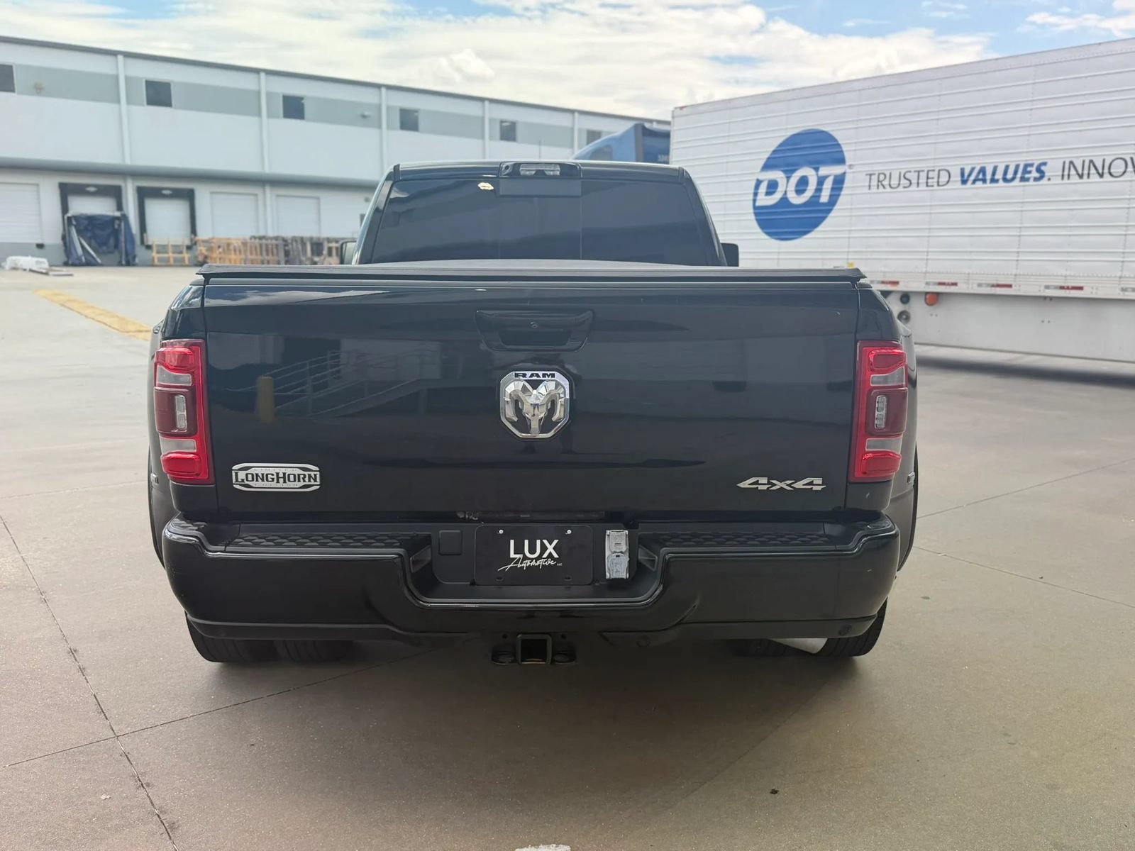 Used 2023 RAM 3500 Limited AWD/4WD image 10