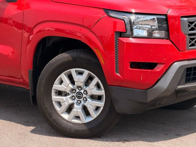 Used 2022 Nissan Frontier SV w/ Technology Package RWD image 2