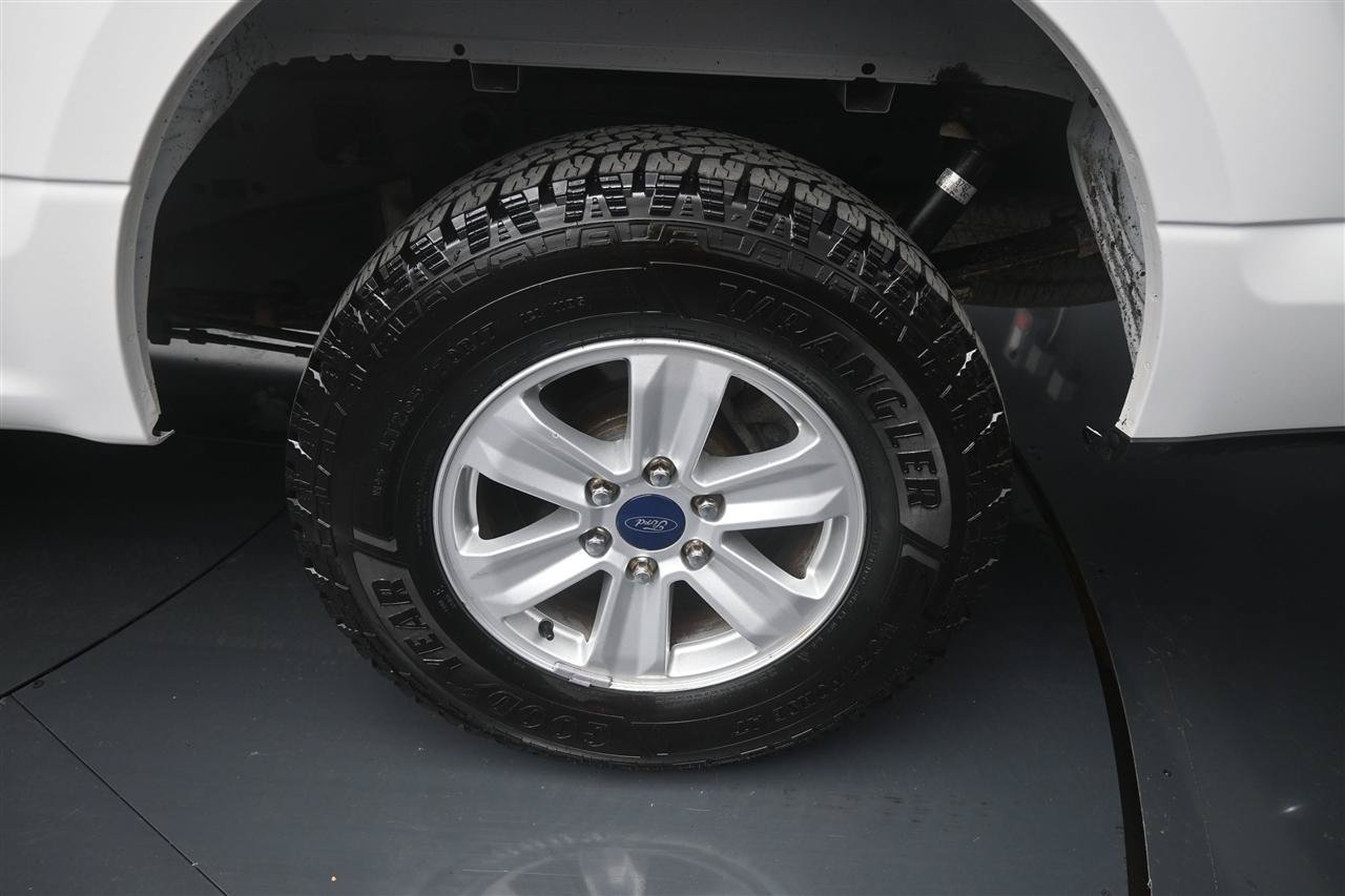 Used 2017 Ford F150 XL w/ Equipment Group 101A Mid AWD/4WD image 17