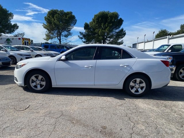 Used 2016 Chevrolet Malibu LT image 4