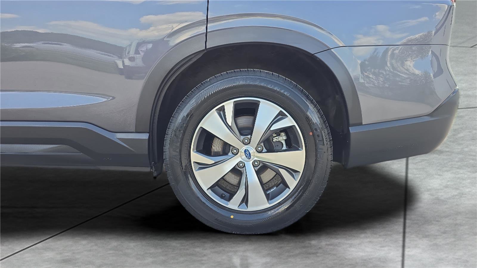 Used 2025 Subaru Ascent Premium AWD/4WD image 30