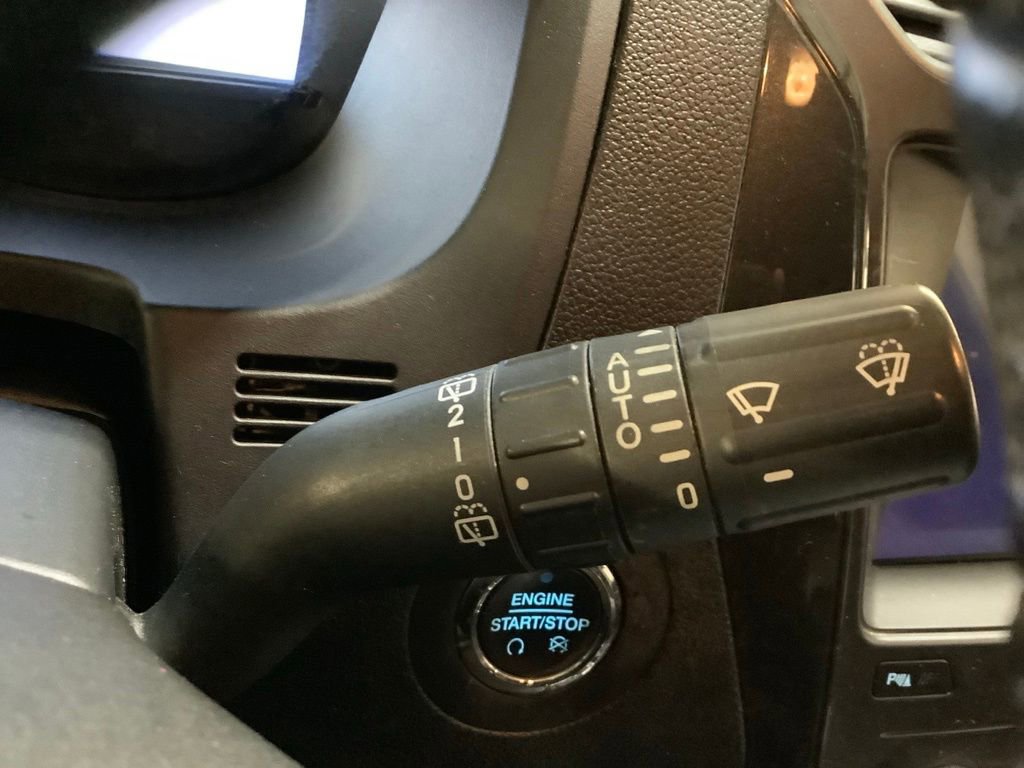 Used 2019 Ford Explorer XLT w/ Equipment Group 202A AWD/4WD image 21