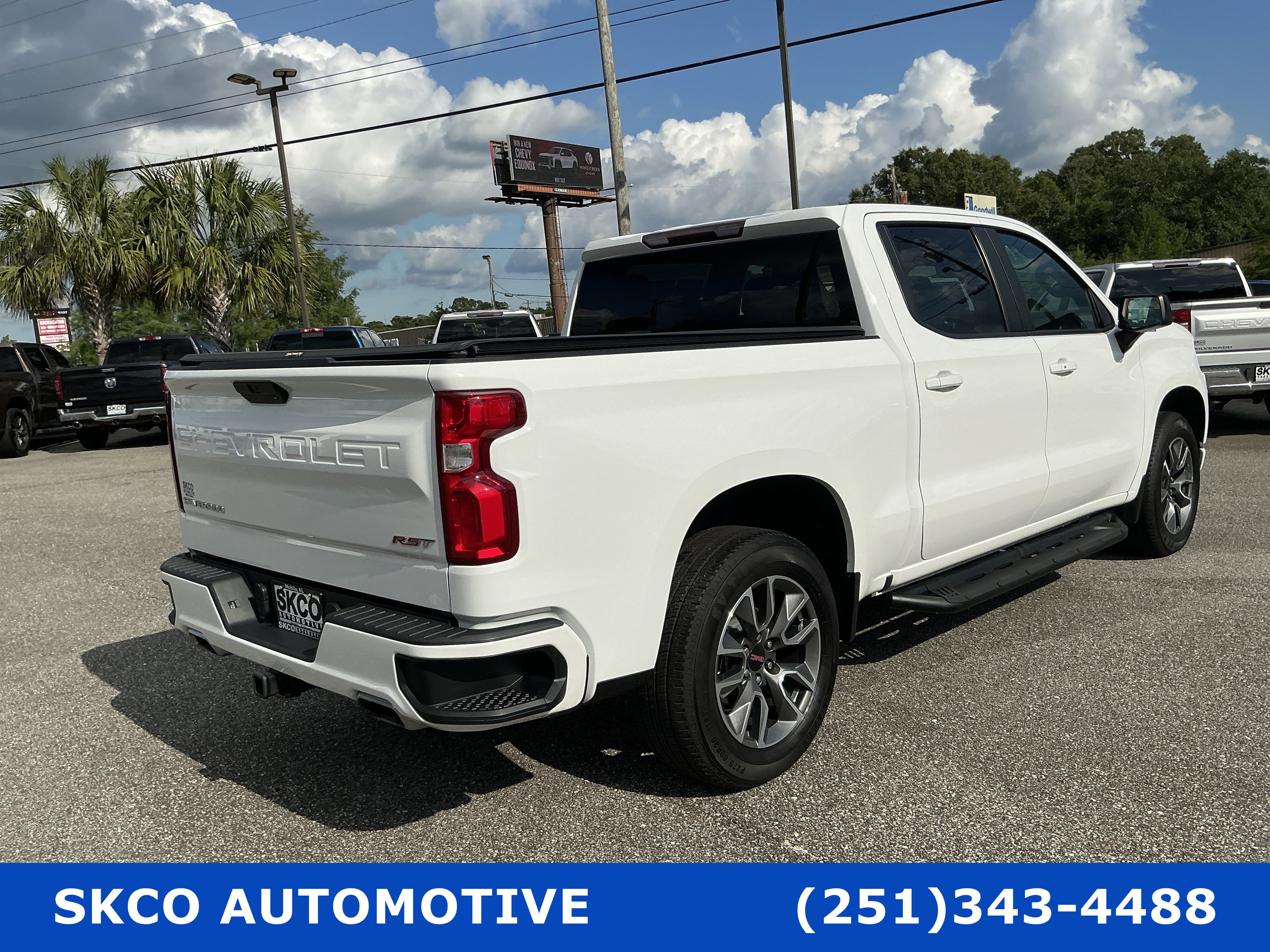 Used 2020 Chevrolet Silverado 1500 RST AWD/4WD image 5