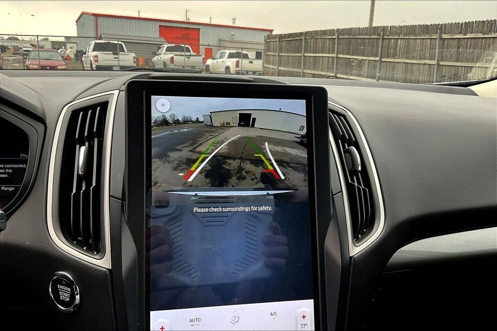 Used 2024 Ford Edge SE image 21