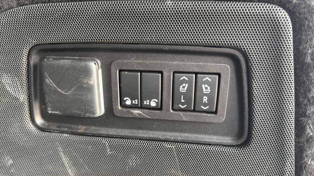 Used 2023 Cadillac Escalade Sport image 19