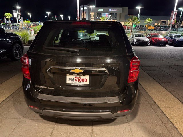 Used 2017 Chevrolet Equinox LS AWD/4WD image 5
