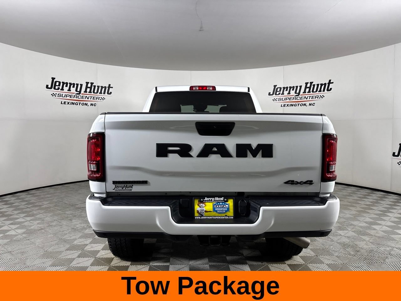 Used 2025 RAM 2500 Big Horn AWD/4WD image 6