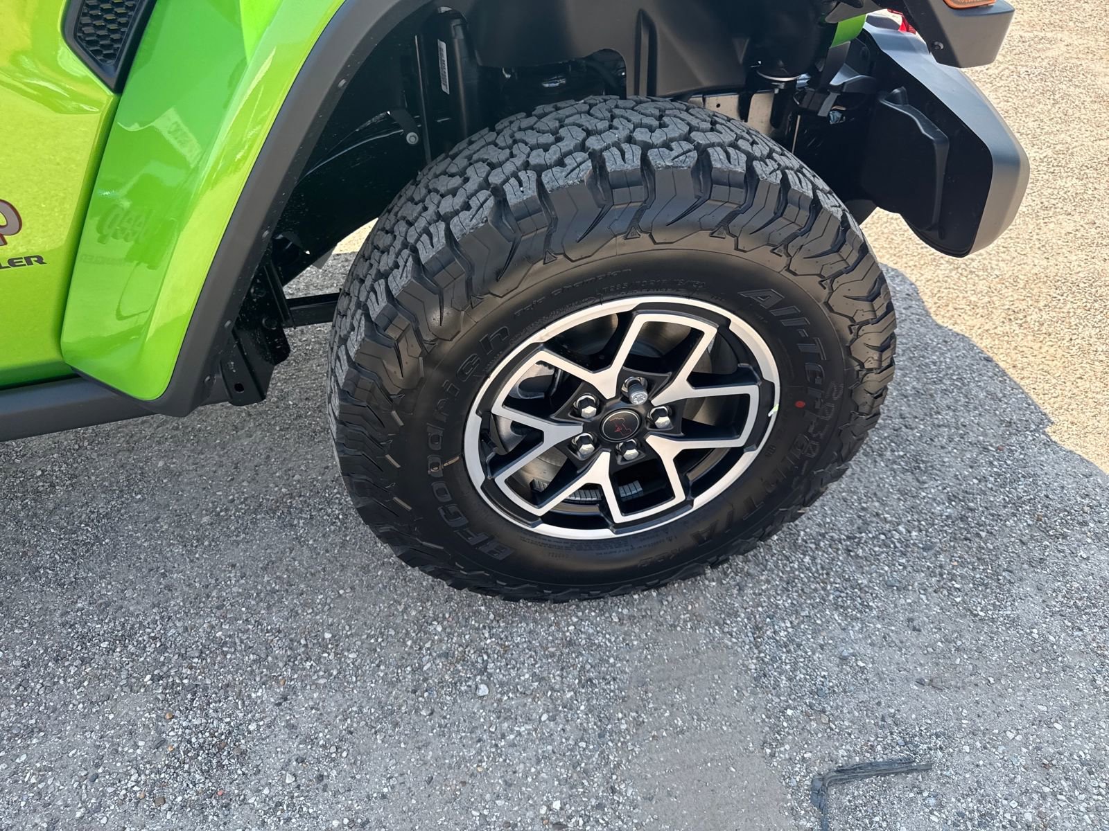 New 2025 Jeep Wrangler Unlimited Rubicon image 27