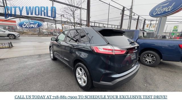 Certified 2024 Ford Edge SE image 3