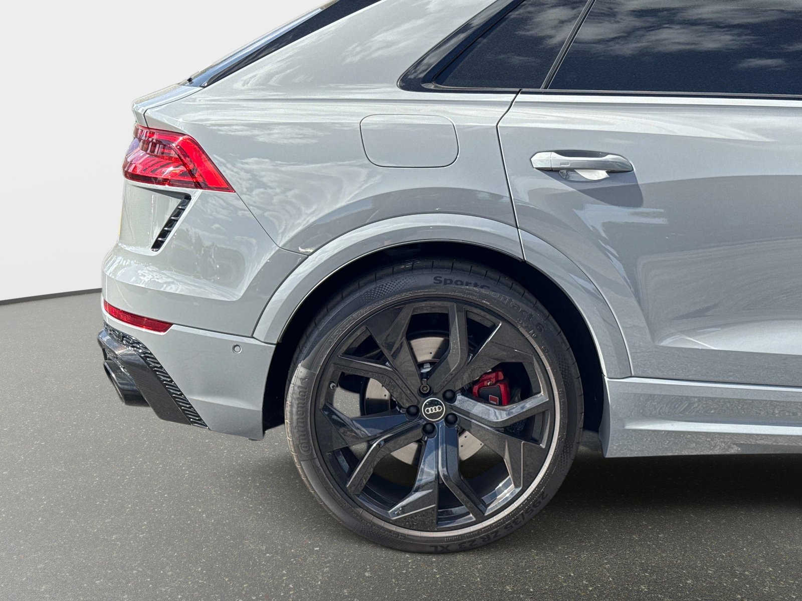 Used 2024 Audi RS Q8 image 13