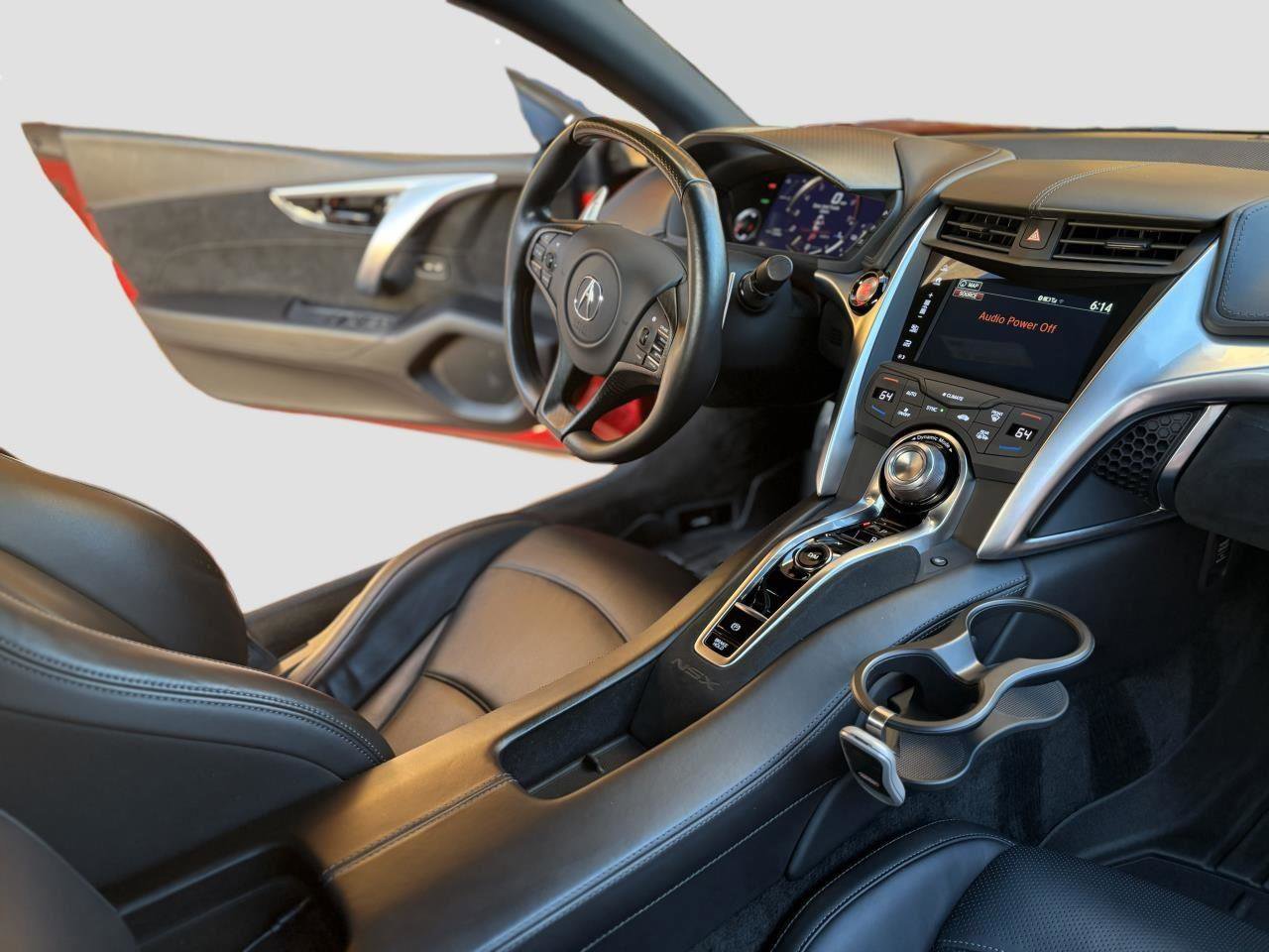 Used 2017 Acura NSX image 23