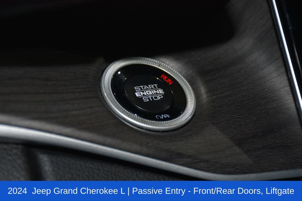 Used 2024 Jeep Grand Cherokee L Limited w/ Luxury Tech Group II image 14