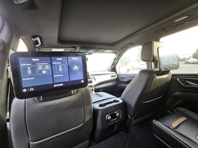 Used 2021 GMC Yukon AT4 w/ AT4 Premium Plus Package image 3
