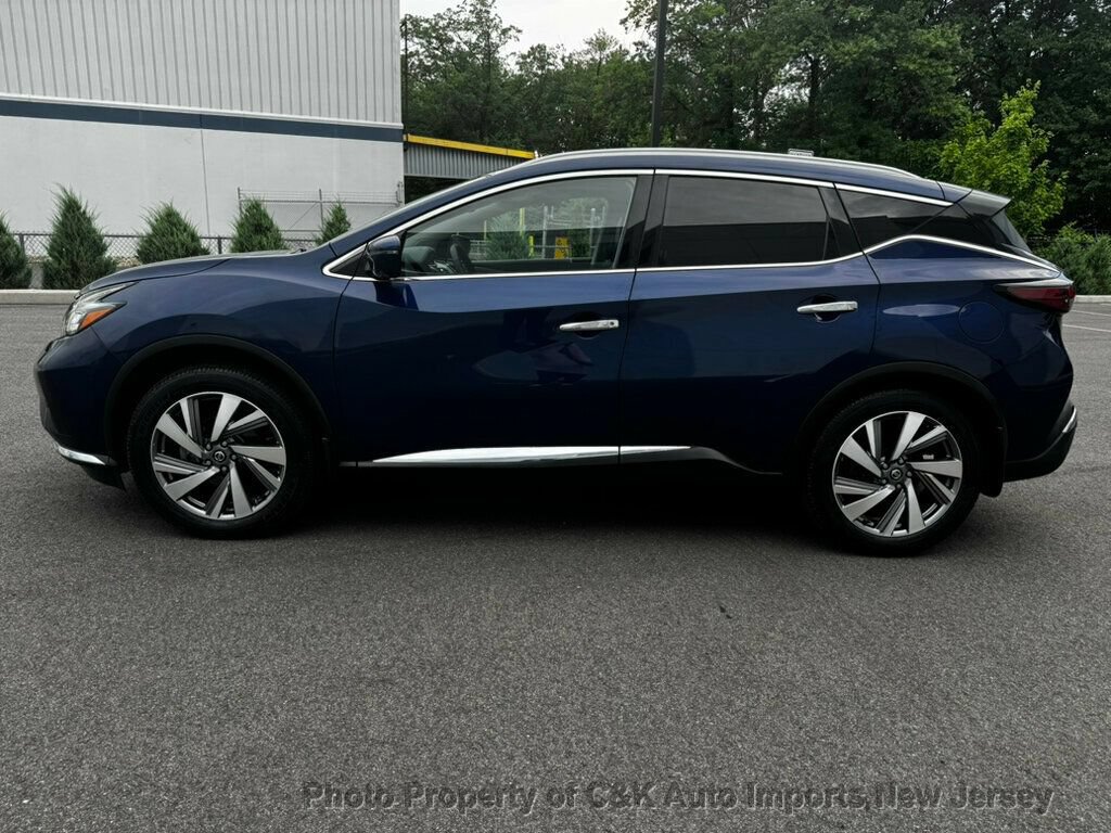 Used 2020 Nissan Murano SL w/ Moonroof Package AWD/4WD image 2