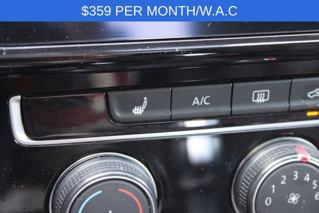 Used 2018 Volkswagen GTI SE image 38