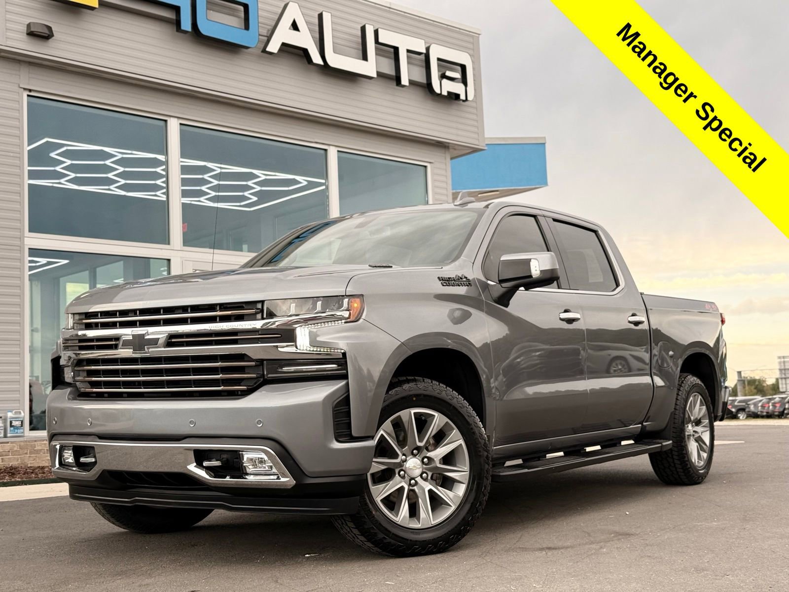 Used 2022 Chevrolet Silverado 1500 High Country w/ LPO, Dark Essentials Package image 1