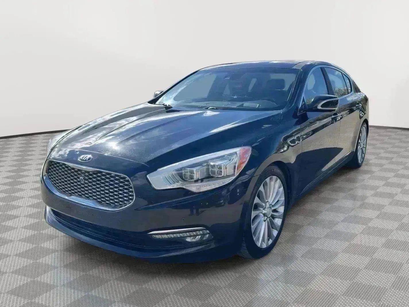 Used 2016 Kia K900 Luxury w/ VIP Plus Package image 3