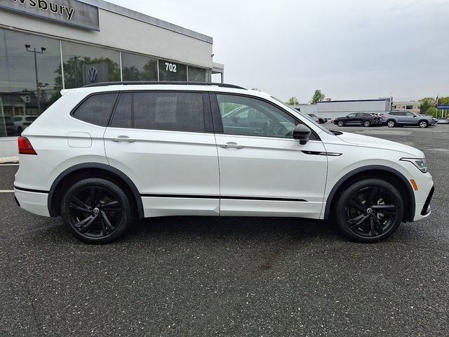 Used 2023 Volkswagen Tiguan SE R-Line AWD/4WD image 7