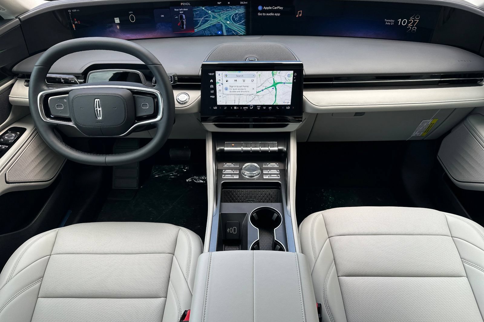 New 2026 Lincoln Nautilus Premier AWD/4WD image 12