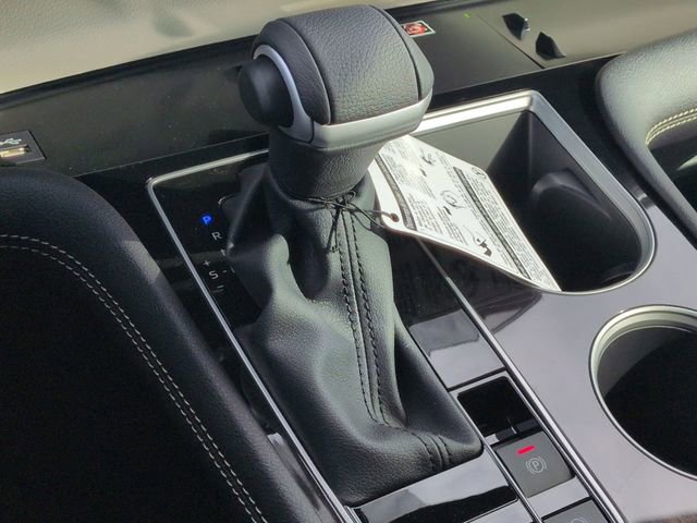 Certified 2026 Toyota Sienna Limited image 24