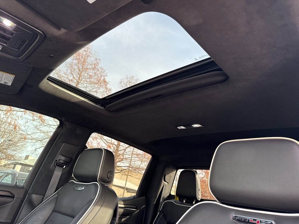 Used 2022 GMC Sierra 1500 AT4X image 7