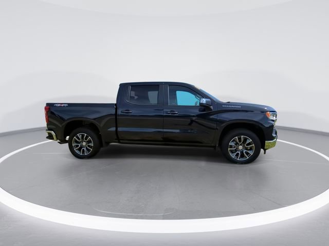 Used 2023 Chevrolet Silverado 1500 LT AWD/4WD image 9