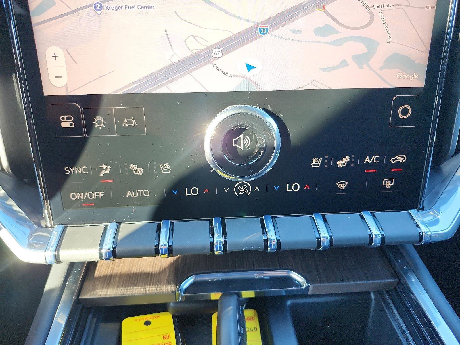 New 2026 GMC Acadia Denali w/ Super Cruise Package image 17